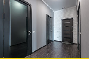How to hang doors